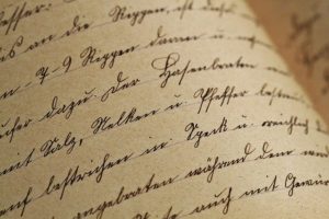 Handwriting S%C%BCtterlin Vintage  - cocoparisienne / Pixabay